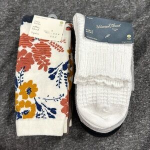2 Bundle of Socks